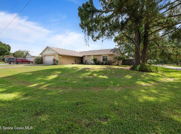 6640 Dock Avenue, Cocoa, FL 32927