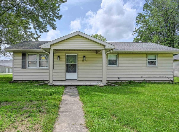 1412 S 26th Street, Elwood, IN 46036