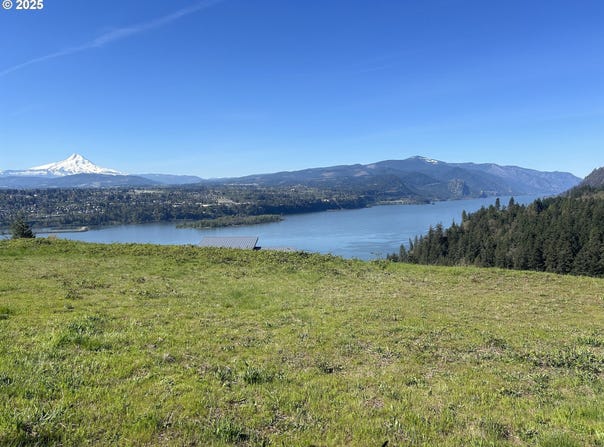 Sterling BLVD, White Salmon, WA 98672