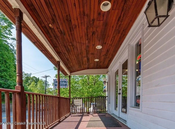 17 S Chestnut Street, New Paltz, NY 12561