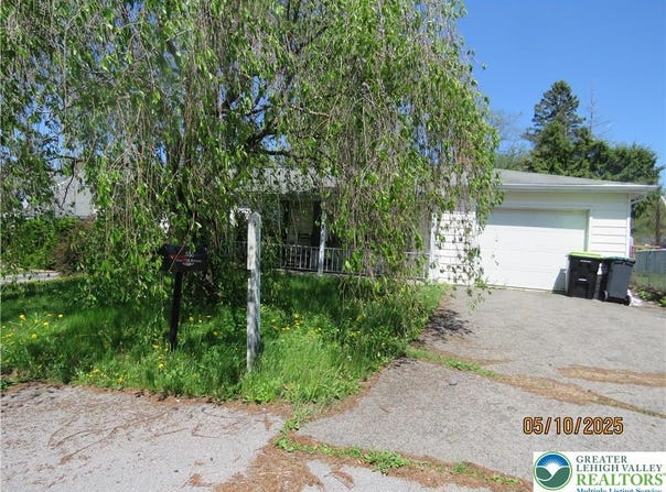 555 S Garfield Avenue, PA 17931