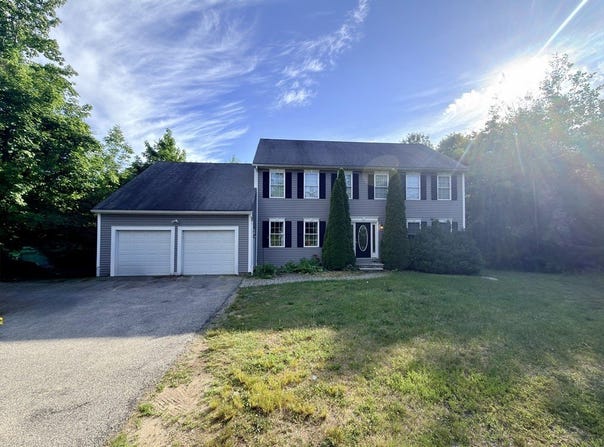 215 Main St, Sturbridge, MA 01566
