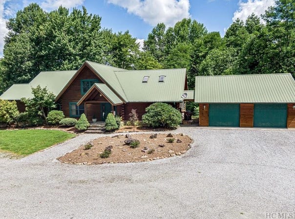 338 Fox Ridge Road, Lake Toxaway, NC 28747