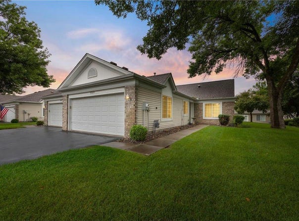 9269 Prairieview Trail N, Champlin, MN 55316