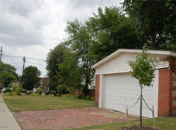 4341 E 71st Street, Cleveland, OH 44105