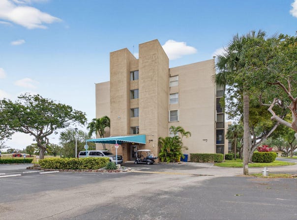 5280 NW 2nd Ave, Boca Raton, FL 33487