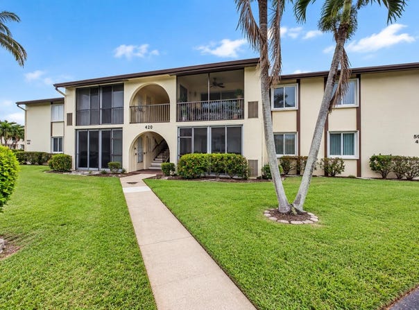 5931 Whispering Pine Way, Greenacres, FL 33463
