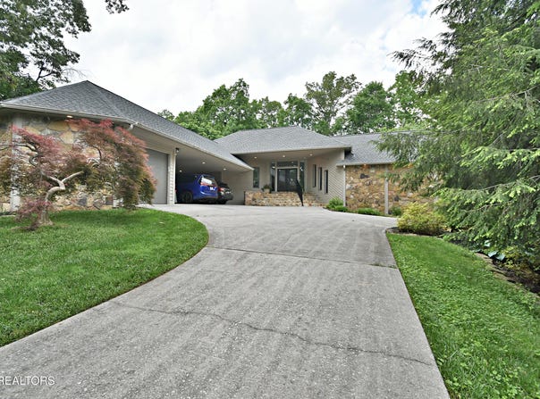 12212 Oakmont Circle, Knoxville, TN 37934