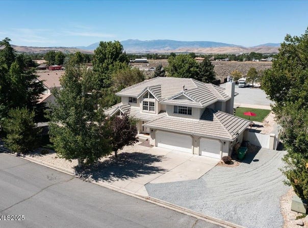9215 Ogden Trail Drive, Sparks, NV 89441