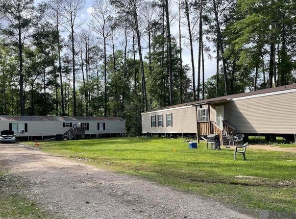 23093 Christy Ln, Denham Springs, LA 70726