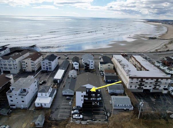 415 Ocean Boulevard, Hampton, NH 03842