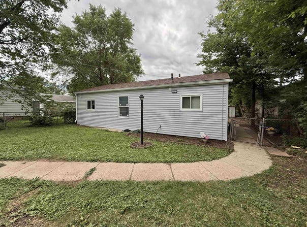 515 Pershing, MACHESNEY PARK, IL 61115