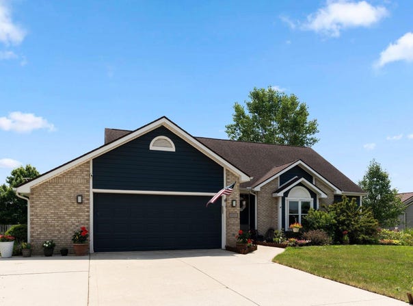 14523 Firethorne Path, Fort Wayne, IN 46814
