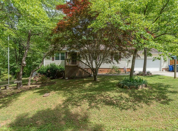 306 N Sixth Street, Mebane, NC 27302