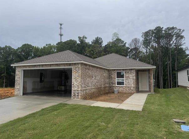 1605 Rambling Brook Drive, Benton, AR 72015