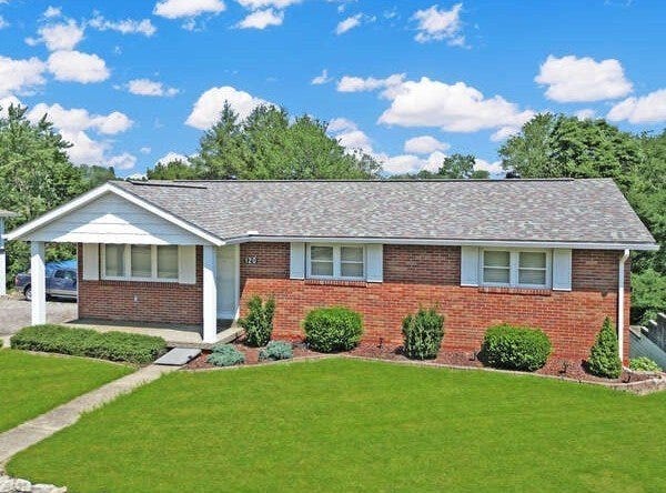 120 Melinda Drive, Wintersville, OH 43953