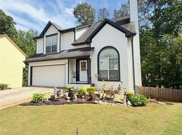 210 PARIS Drive, Lawrenceville, GA 30043
