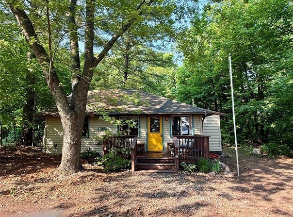 6039 N Elsie Road, Stone Lake, WI 54876
