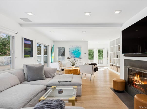 8 Ocean Lane, Amagansett, NY 11930