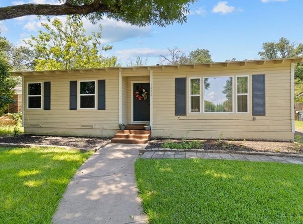 1424 Bowie Drive, Corsicana, TX 75110