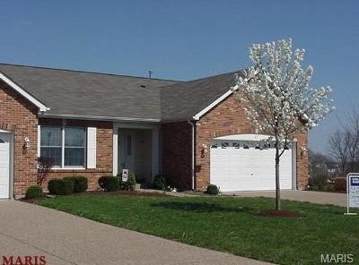 37 Tournament Tee Drive, O'Fallon, MO 63368