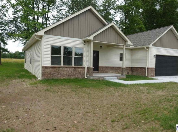 2041 N Joy Drive, Sullivan, IN 47882