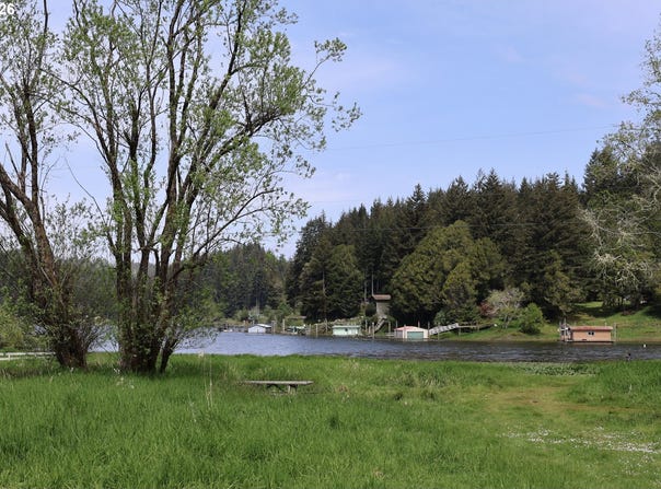 Sun Lake, Lakeside, OR 97449