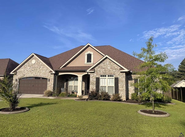 107 Hollow Wood Way, Bonaire, GA 31047