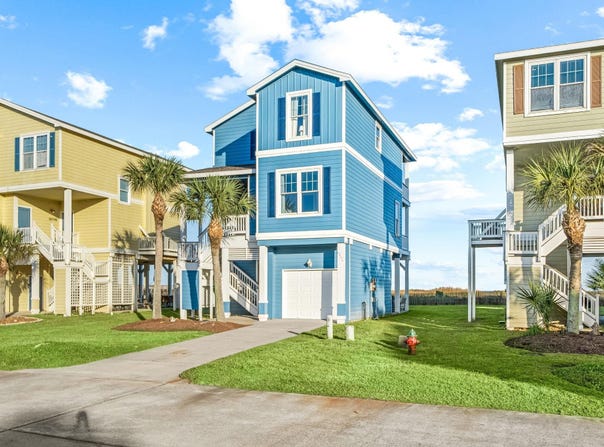 4223 King Rail CIR, Galveston, TX 77554