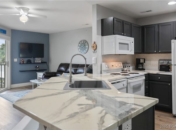 575 Park Place Drive, Kaiser, MO 65047