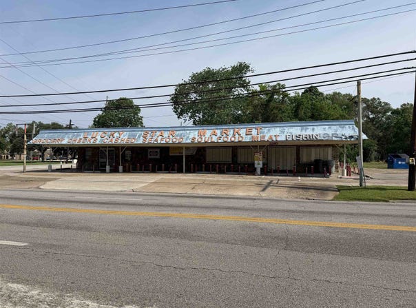 3280 E Lucas, Beaumont, TX 77703