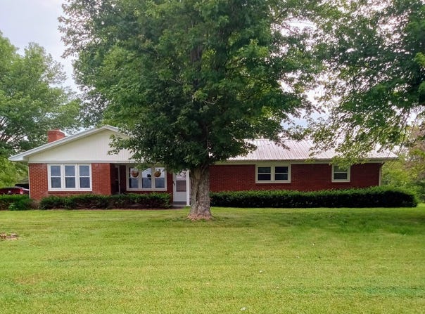 7182 Millerstown Rd, Clarkson, KY 42726