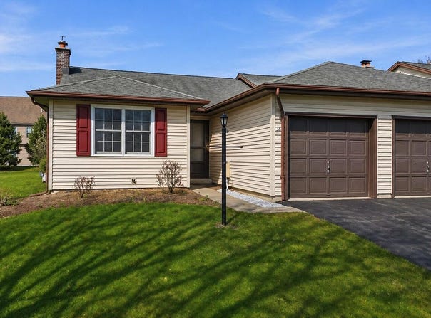 38 Dorlon Drive, Queensbury, NY 12804