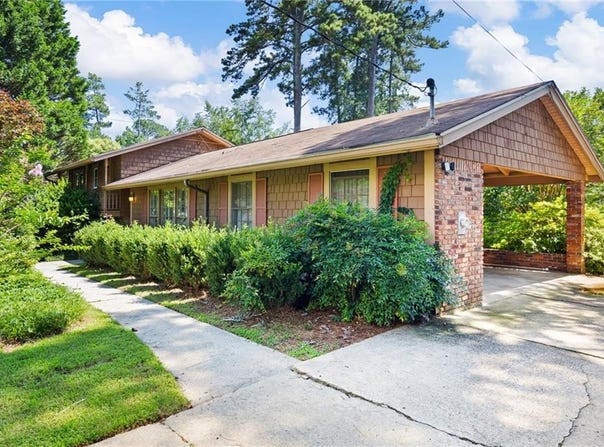 255 Jade Cove Drive, Roswell, GA 30075
