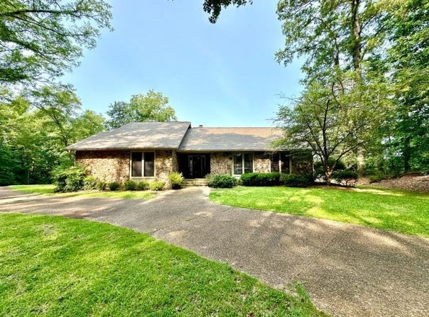 2635 Joe Wheeler Brown Road, Fulton, MS 38843