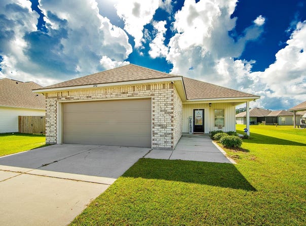 270 Shadow Pointe Road, Thibodaux, LA 70301