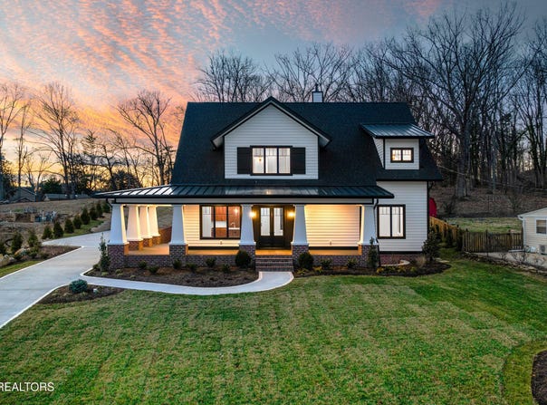 1521 Cherokee Blvd, Knoxville, TN 37919