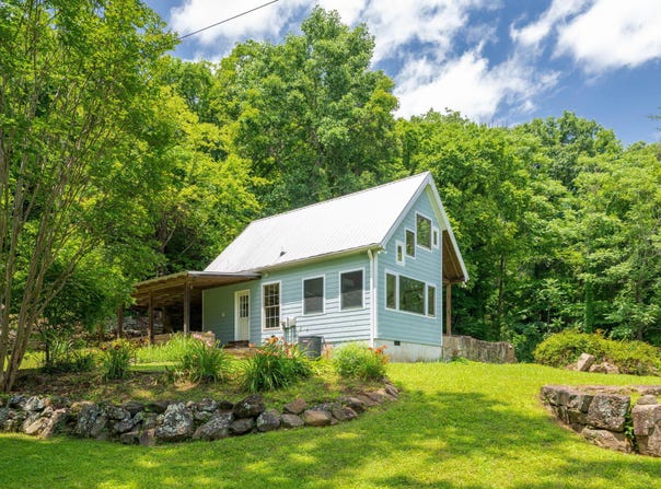 4019 W Road, Signal Mountain, TN 37377