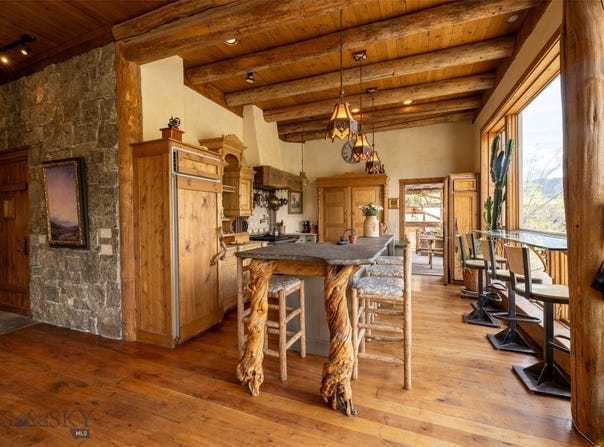1007 Scott Street W, Gardiner, MT 59030