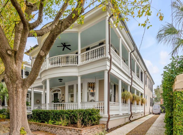 18 Logan Street, Charleston, SC 29401