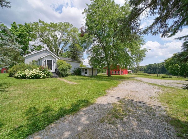 13293 E Michigan, Clinton, MI 49236
