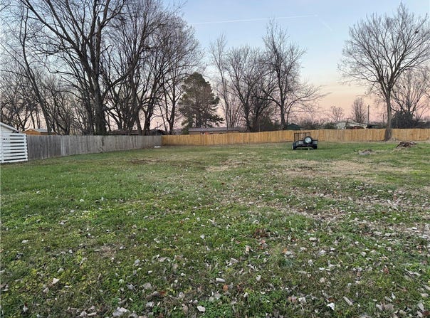THURMAN lot: 16, Prairie Grove, AR 72753