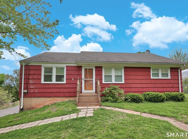 78 Hillcrest Avenue, Meriden, CT 06451