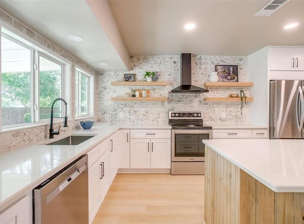 1227 Usher Street, Benbrook, TX 76126