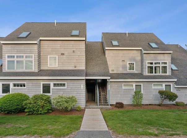 146 West Grand Avenue, Old Orchard Beach, ME 04064