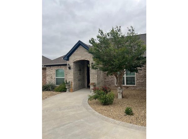 5876 Bridlewood Court, San Angelo, TX 76904
