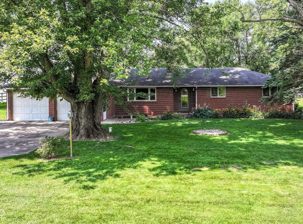 2631 Layton Road, Anderson, IN 46011