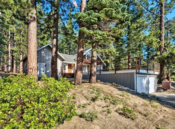 2004 Kickapoo Street, South Lake Tahoe, CA 96150