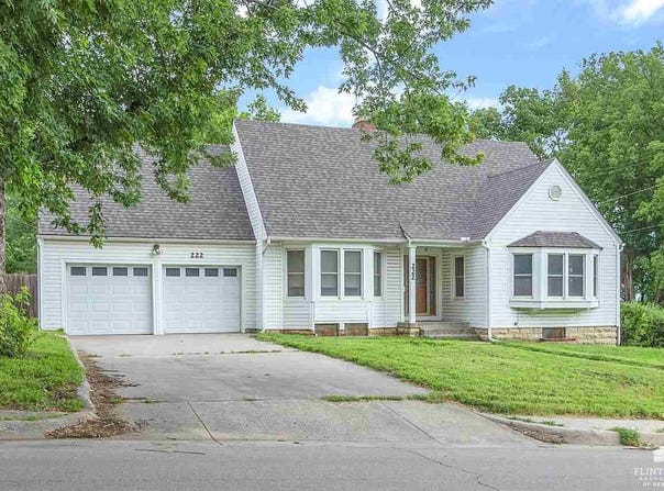 222 W Ash Street, Junction City, KS 66441