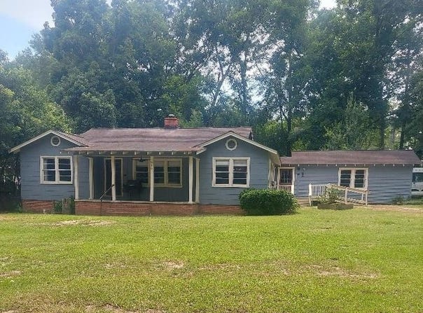 910 S Broad St, Cairo, GA 39828